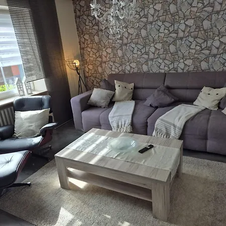 House Eifelglueck بيت ضيافة Großlittgen