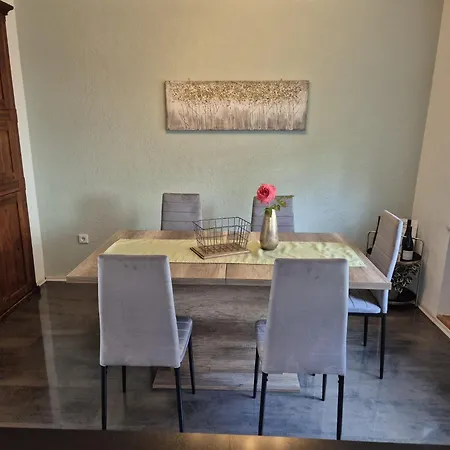 بيت ضيافة House Eifelglueck